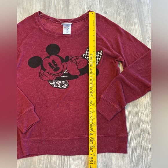 Disney Parks Mickey & Minnie Crewneck lightweight sweater Burgundy Red Sz Small. - Picture 7 of 9